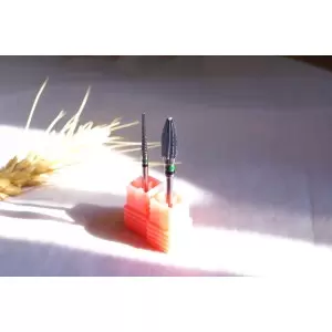 Idealiai tinka akrilo ir gelio apdorojimui 9100349