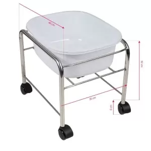 STRAIGHT PEDICURE TRAY WITH CHROME WHEELS