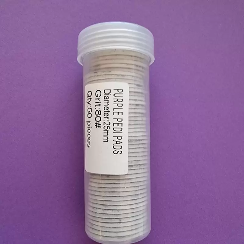 Keičiamos dildės ant minkšto pagrindo "su skylutėmis" pedikiūro diskui Ø25mm 80grit (1vnt) Keičiamos dildės ant minkšto pagrindo "su skylutėmis" pedikiūro diskui Ø25mm 80grit (1vnt)