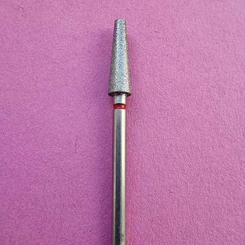 Deimantinis frezas "Nupjautas kūgis" Ø4,0 mm, "Fine" Deimantinis frezas "Nupjautas kūgis" Ø4,0 mm, "Fine"