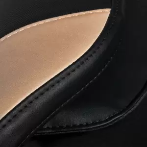 Массажное кресло Sakura Luxury 808 чёрно-бежевого цвета