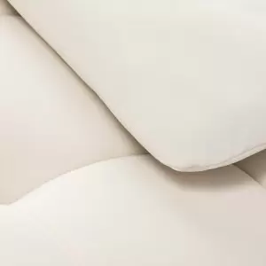 "Sillon Umbra" blakstienų priauginimo kėdė, balta aksominė su auksine baze.