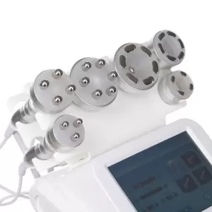 Nemokamas liposukcija. Masažas + fototerapija + RF BRA901