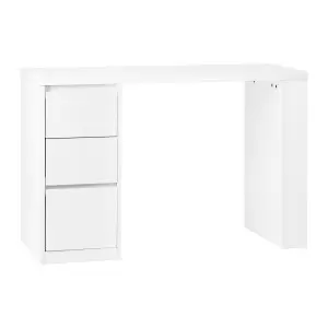 Kosmetikos lentelė 332 balta
